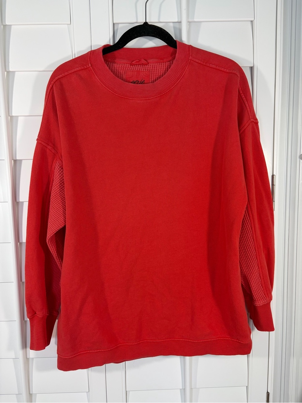 Aerie Getaway Sweatshirt Bright Red (XS) - Picture 6 of 13